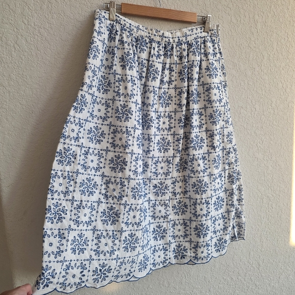 Talbots Midi Geo Eyelet Midi Skirt Sz 10 Nwot - Picture 4 of 9